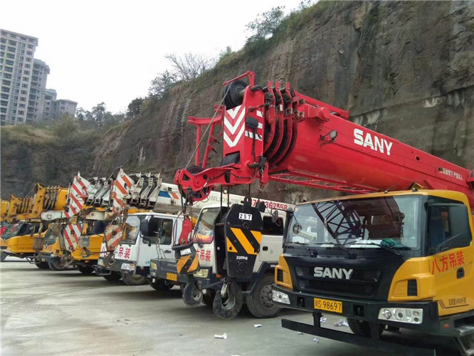 北流市吊车出租按什么计费？台班费、单次费、里程费怎么算？